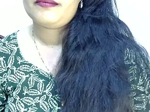 Snapshot of Muskan_Jha chatting on 04/14/26, 01:49 Muskan Jha online show from 04/14/26, 01:49