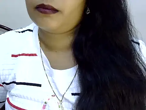 Snapshot of Muskan_Jha chatting on 04/11/26, 01:04 Muskan Jha online show from 04/11/26, 01:04