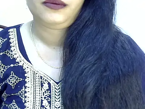 Muskan Jha online show from 05/18/26, 02:01