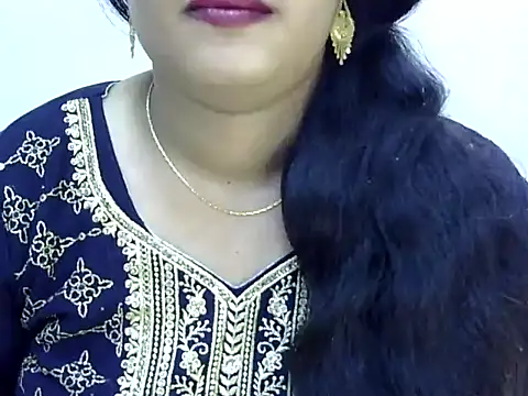 Muskan Jha online show from 05/13/26, 03:02