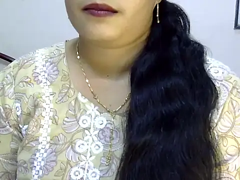 Snapshot of Muskan_Jha chatting on 07/06/26, 01:07 Muskan Jha online show from 07/06/26, 01:07