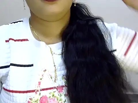 Snapshot of Muskan_Jha chatting on 07/05/26, 01:32 Muskan Jha online show from 07/05/26, 01:32