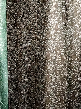 Snapshot of Muskan_12thh chatting on 11/17/25, 05:55 Muskan 12thh online show from 11/17/25, 05:55