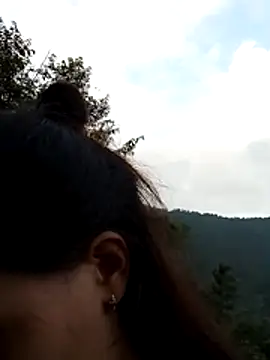  Su-Su  online show from 12/17/25, 09:58