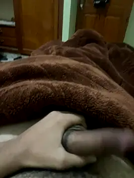 Snapshot of yassssst chatting on 11/27/25, 06:41 yassssst online show from 11/27/25, 06:41