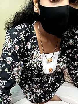 Desi Hot Queen online show from 11/27/25, 04:35