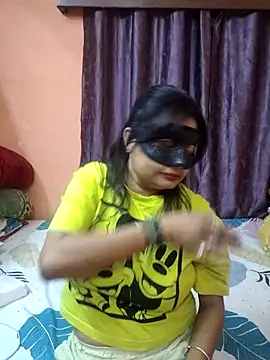 Cute-richa1 online show from 01/09/26, 01:40