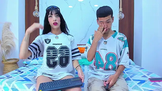 Loversinfire2 online show from 11/18/25, 08:56