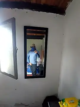 Snapshot of Agropecuariosexi chatting on 12/03/25, 03:00 Agropecuariosexi online show from 12/03/25, 03:00