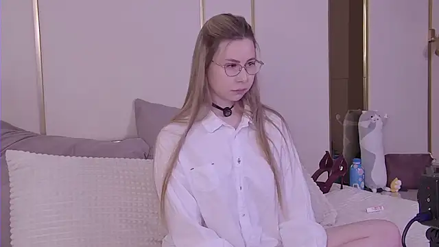 -SaraBlack- online show from 03/25/26, 05:56