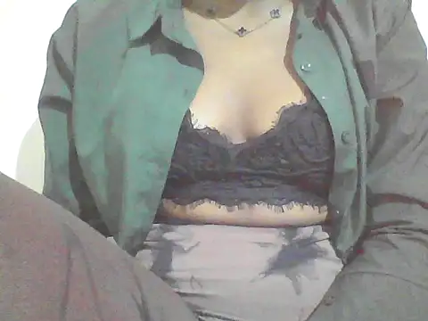 StormzyLeila online show from 11/20/25, 07:31