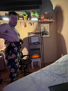 kittycat202501 online show from 12/03/25, 08:14