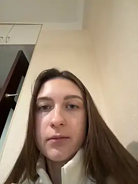 Snapshot of oh_yes_baby chatting on 11/17/25, 01:59 oh yes baby online show from 11/17/25, 01:59