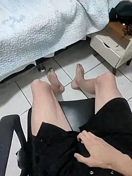 bnnzin online show from 11/25/25, 12:22