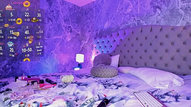 Ada Turner online show from 12/13/25, 08:04