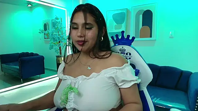 Gemma bellini online show from 03/06/26, 07:31