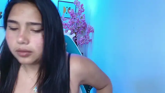 Gemma bellini online show from 04/19/26, 11:44