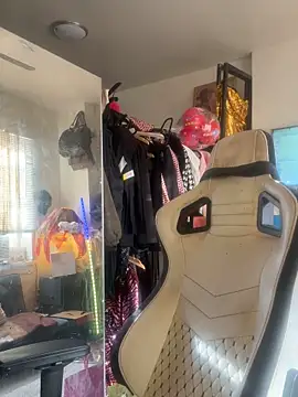 Motherbigbus online show from 02/03/26, 04:23