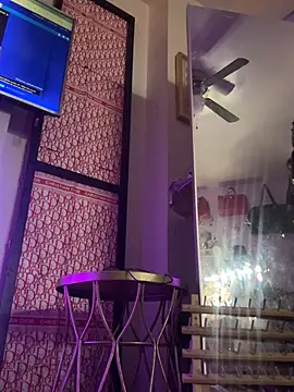 Motherbigbus online show from 02/19/26, 10:34