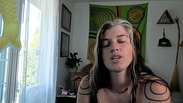 bruisedblossoms online show from 07/08/26, 09:26