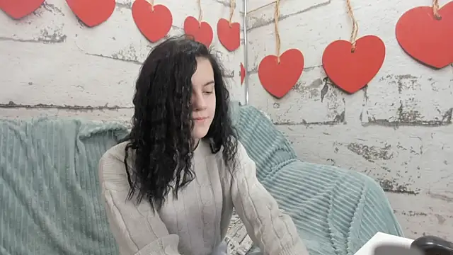 Lovely Audrey online show from 11/30/25, 01:17