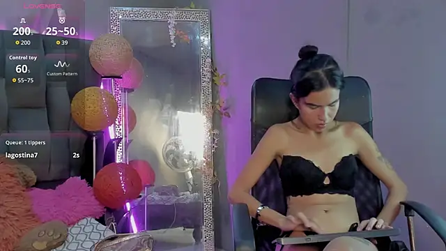 KatyaMonrroe online show from 01/15/26, 09:51