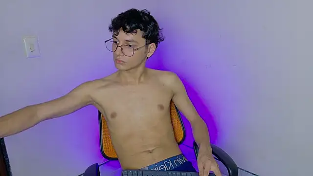 andrew dann online show from 11/25/25, 08:20