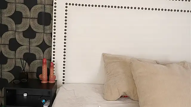 AlexaWhatson online show from 03/23/26, 09:03