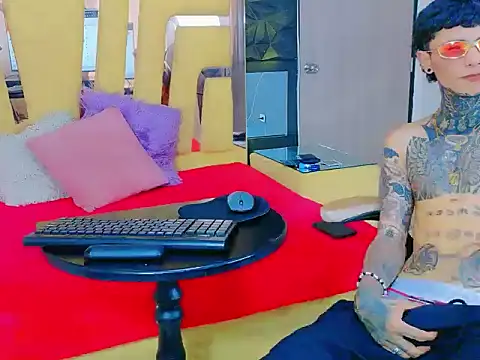 IsabelaANDjordan online show from 11/19/25, 07:47