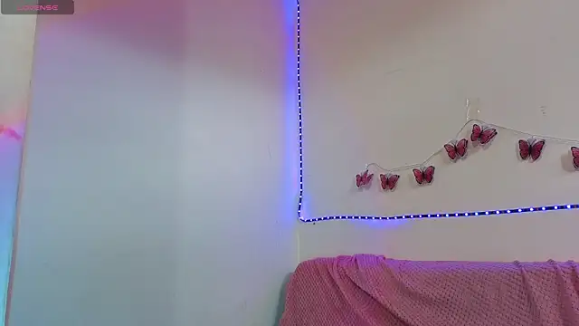 Kellybblue online show from 05/29/26, 09:43