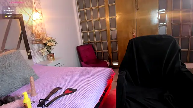 LILITH LIBELULA online show from 12/01/25, 07:37