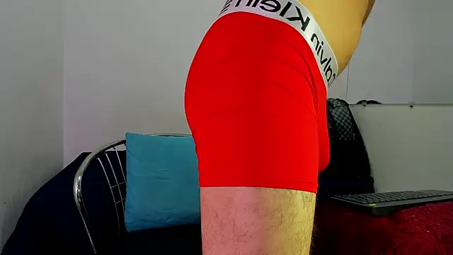 Lucastorrez01 online show from 07/01/26, 05:46