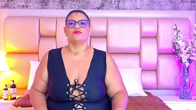 SelennaCooper online show from 02/24/26, 11:55