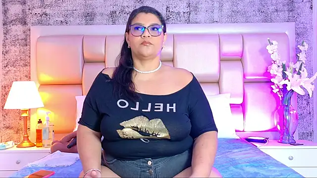 SelennaCooper online show from 04/09/26, 11:38