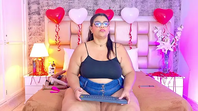 SelennaCooper online show from 02/13/26, 11:43