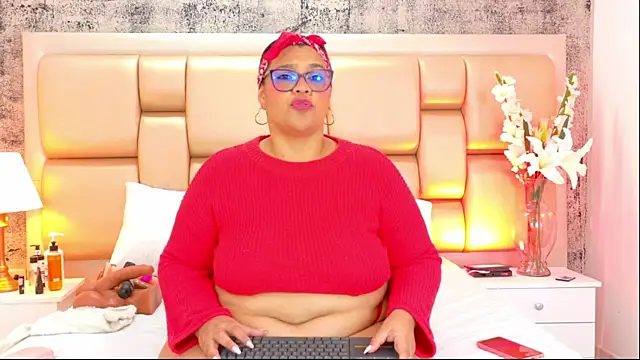 SelennaCooper online show from 01/12/26, 11:50