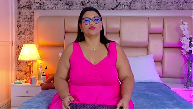 SelennaCooper online show from 04/14/26, 11:37