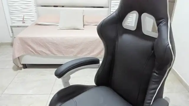 Tahira bakir online show from 11/23/25, 12:15