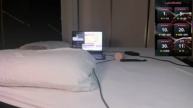 issabellaa04 online show from 03/27/26, 08:26