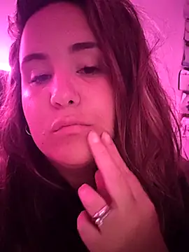 iviiiiiiiiiii online show from 11/18/25, 01:21