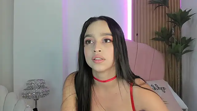 zoe quinn7 online show from 12/05/25, 07:45