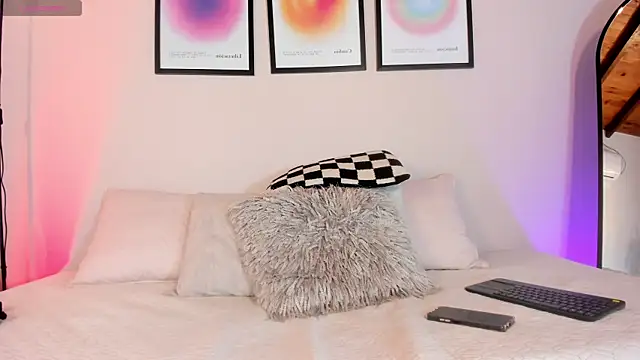 Snapshot of Sofi_vega77 chatting on 05/07/26, 11:57 Sofi vega77 online show from 05/07/26, 11:57