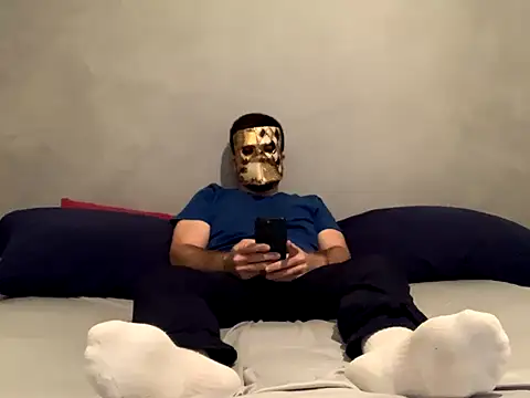 Snapshot of PlayWithMe95 chatting on 11/16/25, 10:24 PlayWithMe95 online show from 11/16/25, 10:24