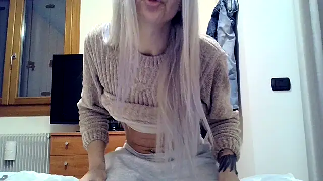 feliciafelon online show from 03/04/26, 05:53