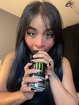 Sophie wyld online show from 01/13/26, 03:10