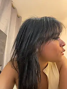 Sophie wyld online show from 12/01/25, 03:07