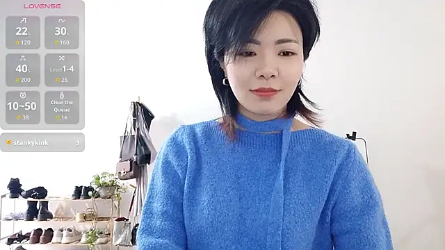 adele8731 online show from 11/28/25, 02:56