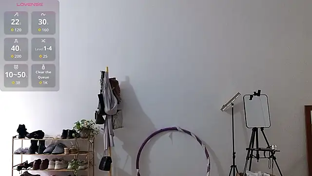 adele8731 online show from 12/02/25, 04:36