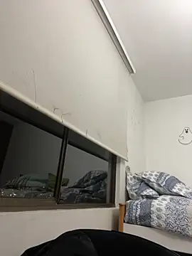 Boyfriend-Hot online show from 11/19/25, 04:23