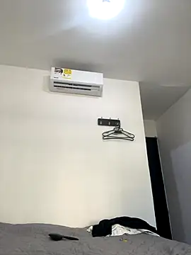 Boyfriend-Hot online show from 12/05/25, 02:26